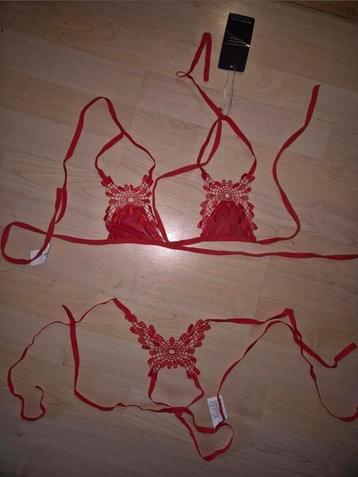 Nieuw! Open kruis string en sexy bijhorende bh beschikbaar voor biedingen