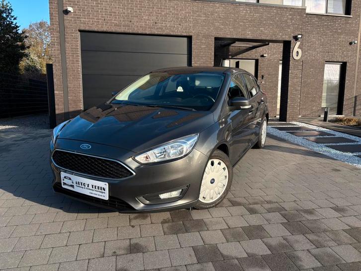 Ford Focus 1.5 tdci met zetel- en stuurverwarming & garantie, Auto's, Ford, Bedrijf, Te koop, Focus, Airconditioning, Bluetooth