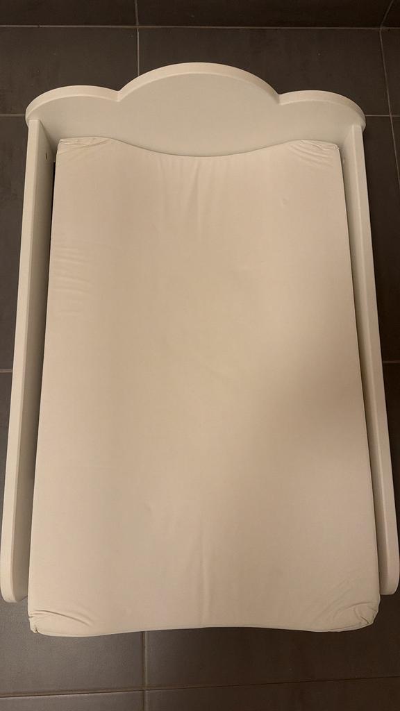 Verschoonblad incl. aankleedkussen, Kinderen en Baby's, Kinderkamer | Overige Meubels, Zo goed als nieuw, Commode, Ophalen