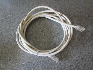 Internetkabel systeemkabel L=2,8m  beschikbaar voor biedingen