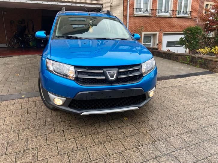 dacia stepway 0.9i. Essence. 2013. 1 er main. 120000km, Auto's, Dacia, Particulier, Sandero Stepway, Benzine, Euro 5, Handgeschakeld