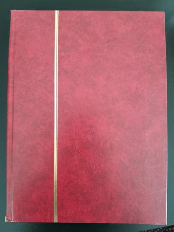 rood postzegelalbum met 60 witte pagina's (leeg) beschikbaar voor biedingen