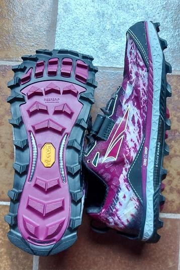 Altra King MT zéro drop,, stone guard, vibram taille 37