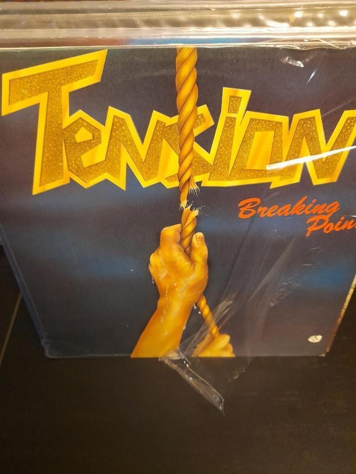 lp - tension - breaking point, Cd's en Dvd's, Vinyl | Hardrock en Metal, Zo goed als nieuw, Ophalen of Verzenden