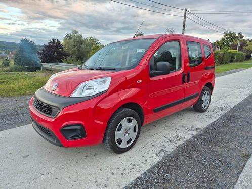 Fiat Qubo 1.4i  "Très Propre" Airco, Carnet d'entretien, Auto's, Fiat, Bedrijf, Te koop, Qubo, ABS, Airbags, Airconditioning, Boordcomputer