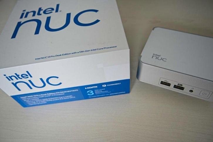 Klaar voor gebruik: krachtig Asus NUC Kit Intel i7 + W11 Pro, Computers en Software, Desktop Pc's, Zo goed als nieuw, Minder dan 2 Ghz