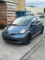 TOYOTA 1.0i ESSENCE / BENZINE 144.000KM, Auto's, Toyota, Zwart, 5 deurs, Particulier, 1000 cc