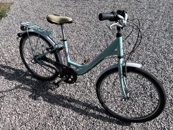 Fiets meisje BNB  beschikbaar voor biedingen