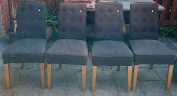 Eettafelstoelen / chaises de salle à manger beschikbaar voor biedingen
