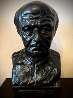 Borstbeeld Guido Gezelle – plaaster met donkere patina, Antiek en Kunst, Ophalen