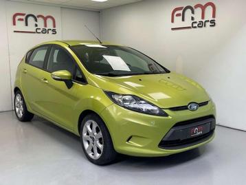 Ford Fiesta 1.4 benzine Airco Aluvelgen Garantie beschikbaar voor biedingen