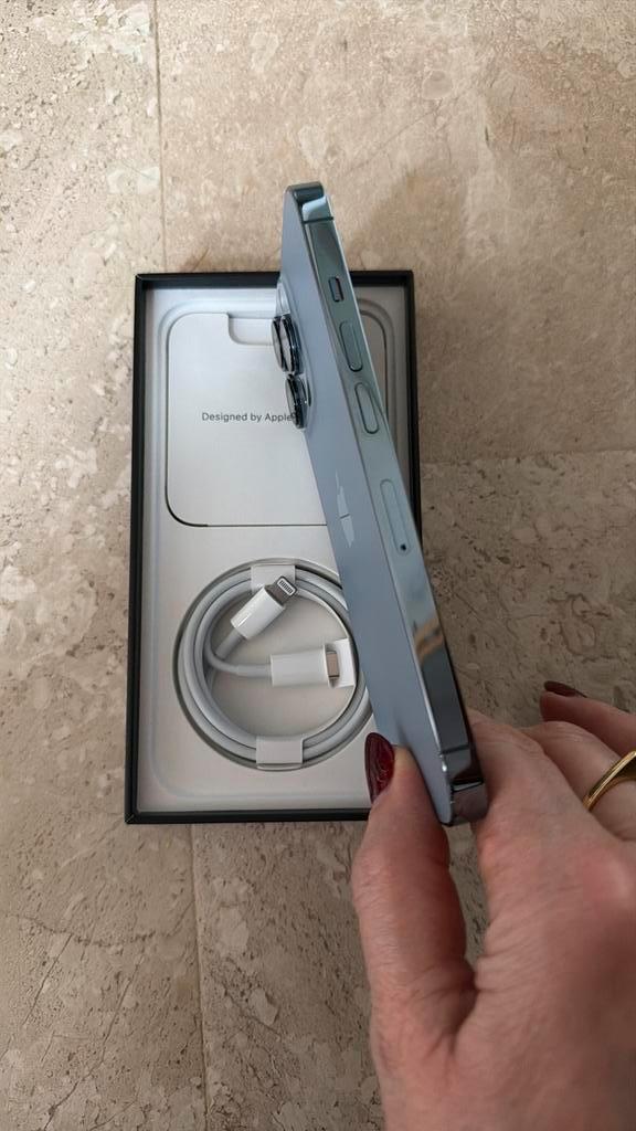 Apple iPhone 13 Pro blauwe batterijstatus 78%, Telecommunicatie, Mobiele telefoons | Apple iPhone, iPhone 13 Pro, Blauw, Ophalen