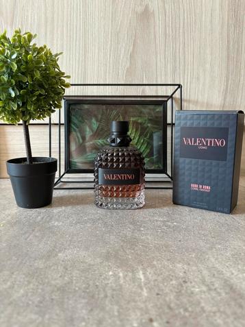 Valentino Born In Roma - Coral Fantasy beschikbaar voor biedingen