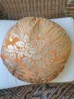 Rond sierkussen goud en oranje, Huis en Inrichting, Woonaccessoires | Kussens, Ophalen, Nieuw, Oranje, Rond