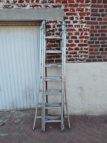 Échelle triple  beschikbaar voor biedingen