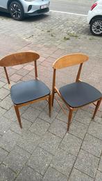 Twee stoelen, Ophalen, Zo goed als nieuw, Twee