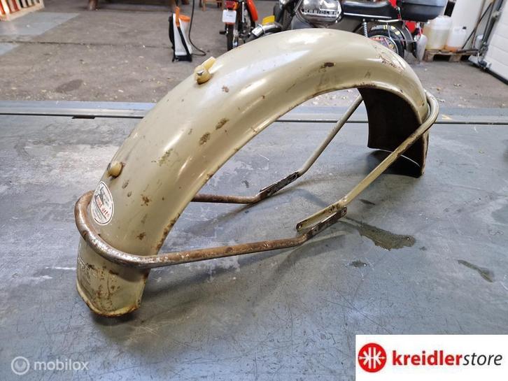 Kreidler voorspatbord buffeltank 17 inch met beugels, Fietsen en Brommers, Brommeronderdelen | Kreidler, Gebruikt, Ophalen of Verzenden