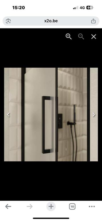 Douchedeur beschikbaar voor biedingen