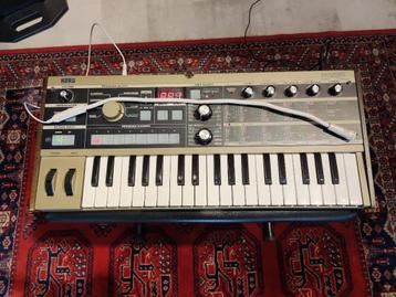 KORG MicroKorg 37 met vocoder microfoon (jong gebruikt)