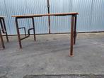 A vendre table industrielle, Maison & Meubles, Tables | Tables à manger, 100 à 150 cm, Enlèvement, Utilisé, 50 à 100 cm