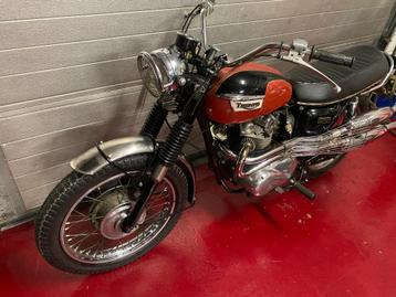 TRIUMPH TROPHY COMPETITION beschikbaar voor biedingen