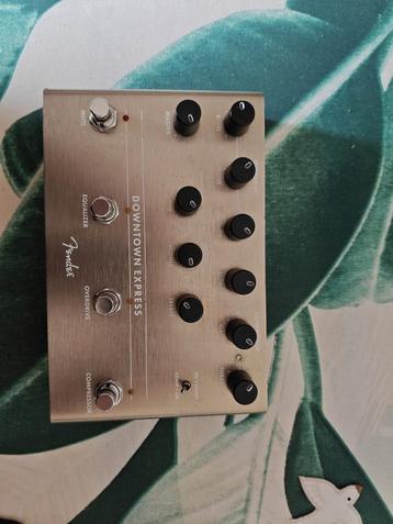 Fender Downtown Express Bass station, Enlèvement ou Envoi, Comme neuf
