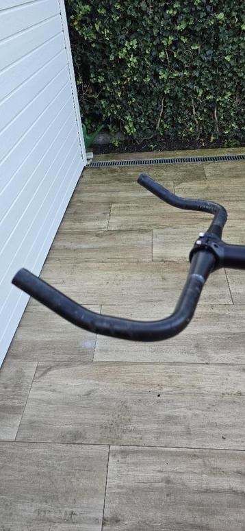 Bull horn stuur met stuurpen beschikbaar voor biedingen