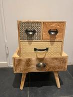 Table de chevet enfant, Huis en Inrichting, Slaapkamer | Nachtkastjes, Ophalen, Minder dan 45 cm, 55 tot 70 cm, Zo goed als nieuw