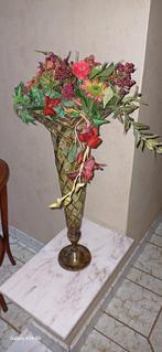 vaas met bloemen, Overige materialen, Zo goed als nieuw, 50 tot 75 cm, Ophalen