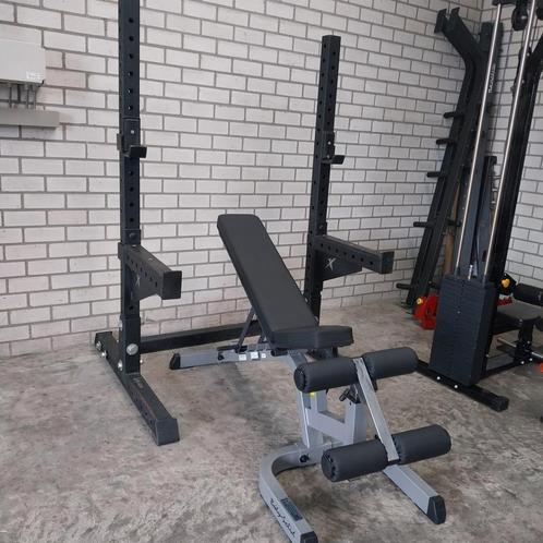 Explode Squat Rack + Body Solid  heavy-duty Adjustable Bench, Sport en Fitness, Fitnessmaterialen, Zo goed als nieuw, Armen, Ophalen