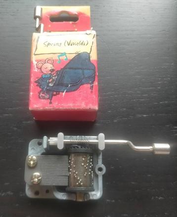 Muziekbox Spring Vivaldi  beschikbaar voor biedingen