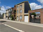 Stijlvolle stadswoning met tuin, garage en verrassend veel r, 200 tot 500 m², Overige soorten, 3 kamers, 150 m²