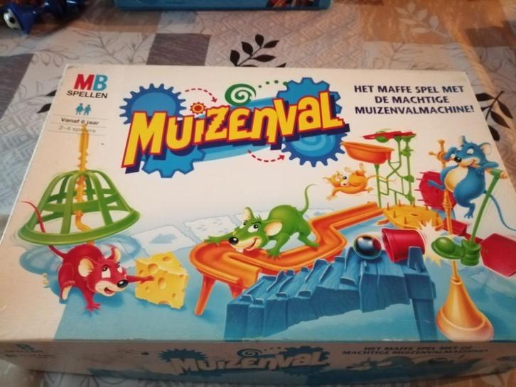 Verschillende gezelschapsspelletjes, Hobby en Vrije tijd, Gezelschapsspellen | Bordspellen, Zo goed als nieuw, Een of twee spelers