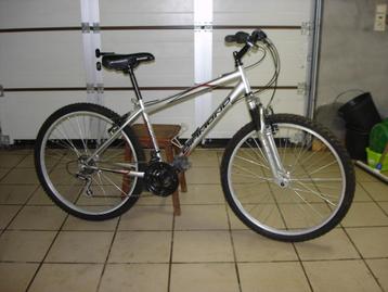 Bijna nieuwe 26 inch Diamond Cherokee mountainbike beschikbaar voor biedingen