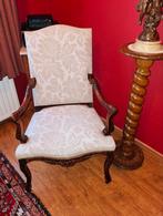 Fauteuil avec de belles sculptures., Antiquités & Art, Enlèvement