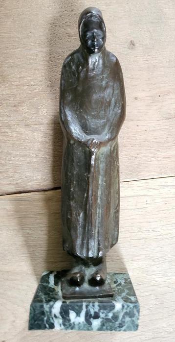 Achille Leys, bronzen beeldje 'oude vrouw', Enlèvement ou Envoi