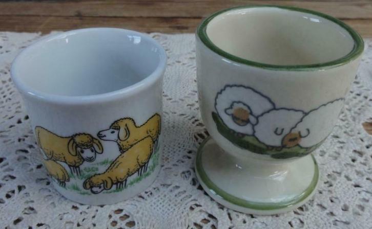 2 Schapen eierdopjes, PASEN, Diversen, Pasen, Gebruikt, Ophalen of Verzenden