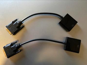 2x DVI naar VGA adapter beschikbaar voor biedingen