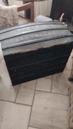 grote oude zwarte koffer met linnen bekleed,met opschrift, Ophalen, Gebruikt, Metaal