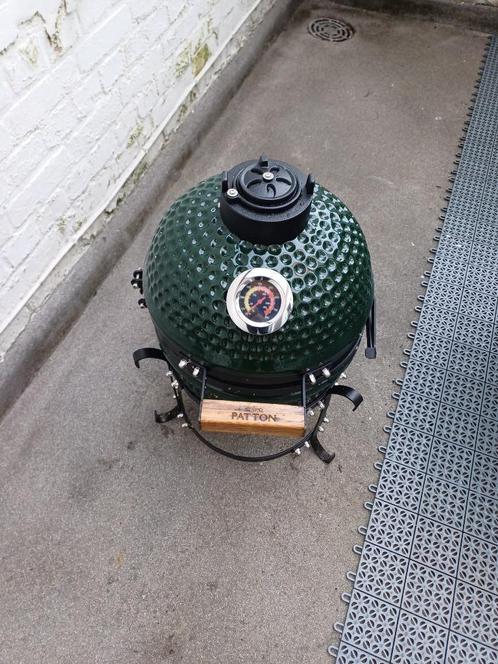KERAMISCHE BARBECU PATTON MINI -13 INCH GREEN NIEUW + alles, Tuin en Terras, Houtskoolbarbecues, Nieuw, Met accessoires, Ophalen