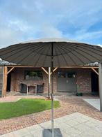 Ronde tuinparasol grijs met natuurstenenvoet, Tuin en Terras, Ophalen, Gebruikt, Parasolvoet