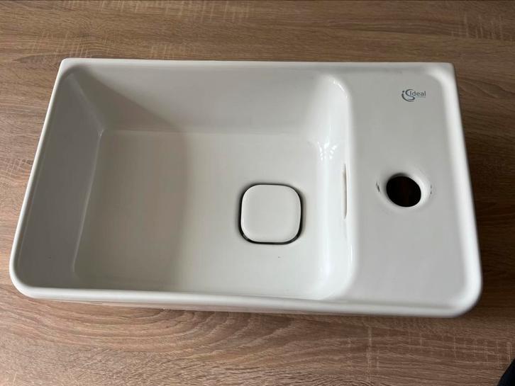Handenwasser Ideal Standard Strada II, Doe-het-zelf en Bouw, Sanitair, Zo goed als nieuw, Toilet, Ophalen