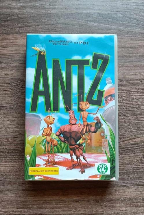 VHS - Antz - Dreamworks - Nederlands - Vintage - €2,50, CD & DVD, VHS | Film, Utilisé, En néerlandais, Tous les âges, Enlèvement ou Envoi
