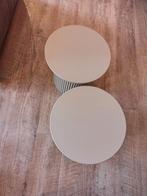 Twee grijs groene tafeltjes, Huis en Inrichting, Ophalen, Zo goed als nieuw, 25 tot 50 cm, Rond
