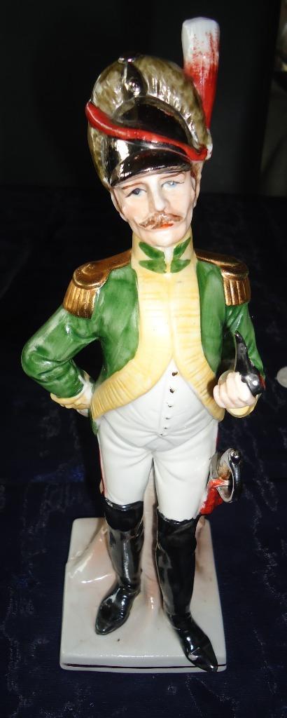 Porceleinen beeld- Franse soldaat, Verzamelen, Militaria | Algemeen, Landmacht, Miniatuur of Beeldje, Ophalen of Verzenden
