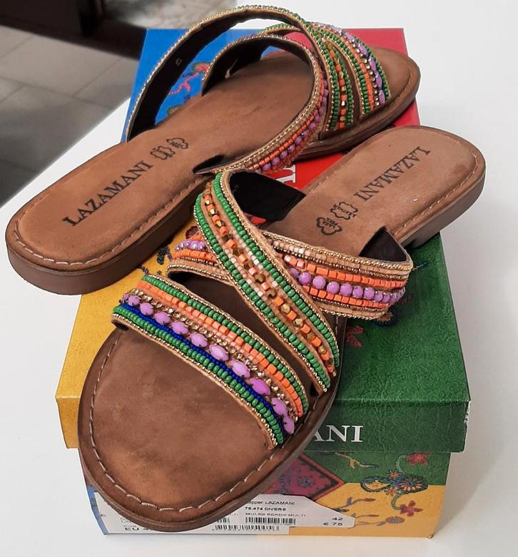 Nieuwe damesslippers Lazamani - maat 42 ( eerder 41/41,5), Kleding | Dames, Schoenen, Slippers, Ophalen of Verzenden