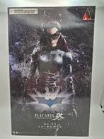 Play Arts Kai No. 3 Catwoman The Dark Knight Trilogy Figure, Verzamelen, Film en Tv, Ophalen of Verzenden, Nieuw