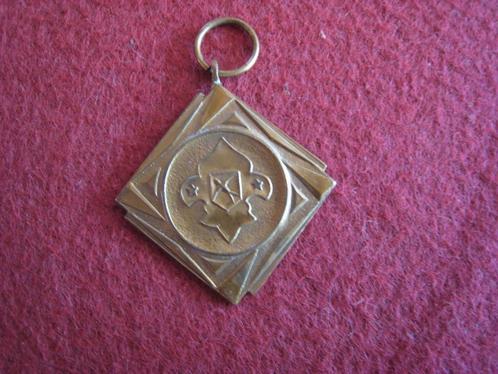 Scoutisme medaille 120 & 121 BSB Gent 1946-1961, Verzamelen, Scouting, Gebruikt, Embleem, Speld of Insigne, Verzenden