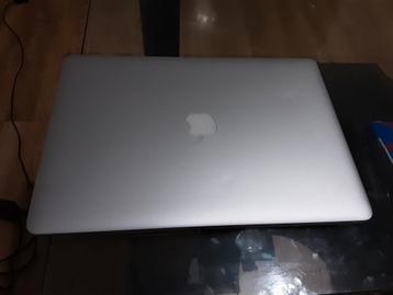 Macbook pro retina 15 mid2015 CPU i7 RAM16Go SSD512Go à 240€, Comme neuf, Azerty, 15 pouces, 2 à 3 Ghz