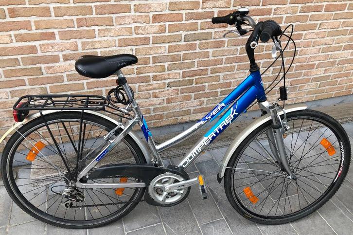 Damesfiets 18 versnellingen, Fietsen en Brommers, Fietsen | Dames | Damesfietsen, Gebruikt, Overige merken, Versnellingen, 47 tot 50 cm